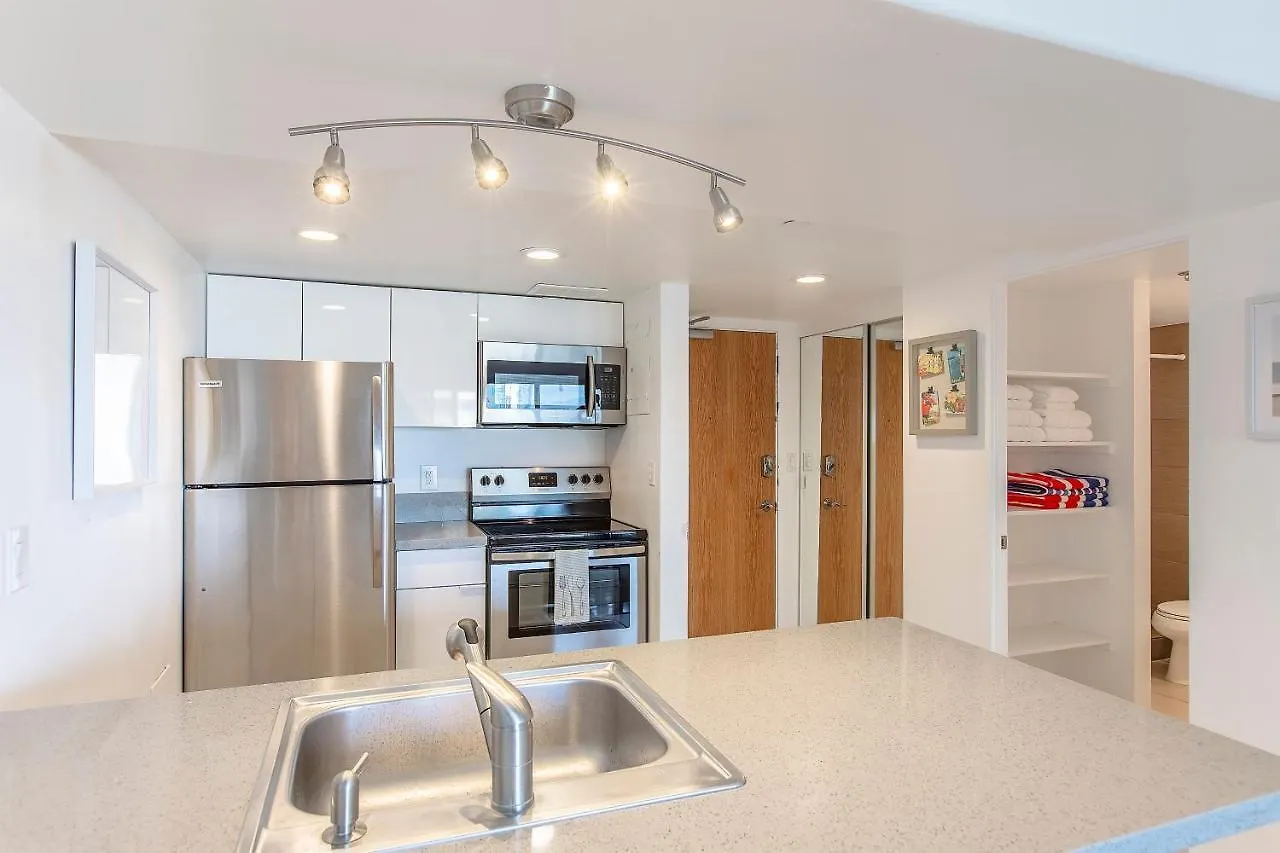 Apartment @ Marbella Lane - Oceanview Suite Steps To Beach Honolulu