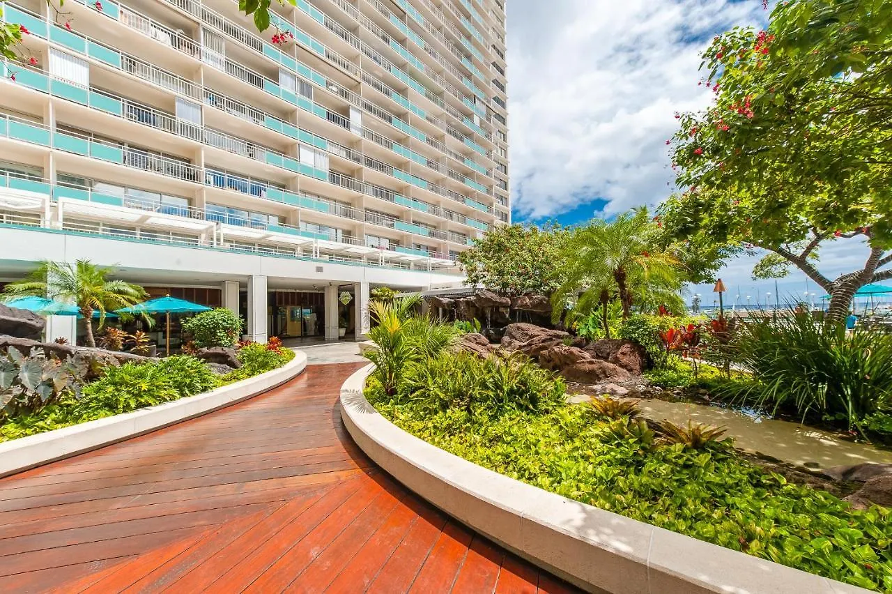Apartment @ Marbella Lane - Oceanview Suite Steps To Beach Honolulu